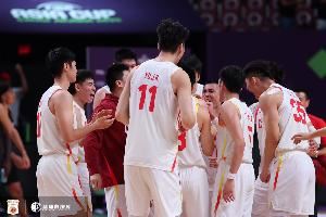 澎湃：1分之差憾负澳大利亚 年轻的中国男篮创造了属于他们的神奇