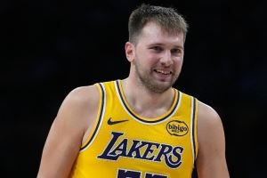 外线11投仅中1！雷迪克：我不记得东契奇有什么糟糕的投篮选择